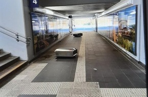 Bundespolizeidirektion Sankt Augustin: BPOL NRW: Vandalismus am Bahnhof Oelde - Bundespolizei sucht Zeugen