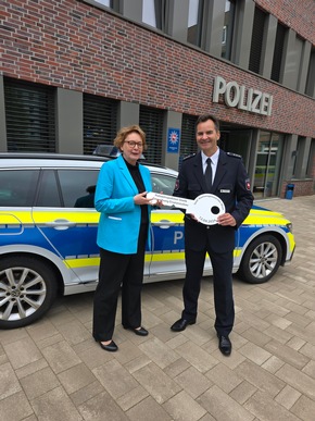 POL-STD: Neues Dienstgebäude der Stader Polizei offiziell eingeweiht - erfolgreicher Nachmittag der offenen Tür