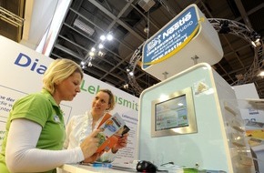 Messe Berlin GmbH: Grüne Woche 2016: Dialog Lebensmittel in Halle 22a / Show-Kochen und Lebensmittel-Talk am Gemeinschaftsstand von BLL und BVE