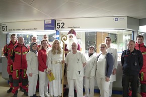 Nikolausüberraschung der Höhenretter im Klinikum Ingolstadt