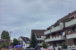 Feuerwehr Oberhausen: FW-OB: Pkw-Unfall mit drei leicht verletzten Personen