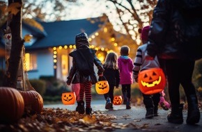 ADAC Hessen-Thüringen e.V.: Autofahrt mit Gruselfaktor / Autofahrer sollten an Halloween besonders aufmerksam sein