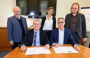 Universität Osnabrück: Uni Osnabrück und iDerm gGmbH verlängern Stiftungsprofessur für Berufsdermatologie