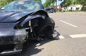 Polizeiinspektion Stralsund: POL-HST: Verkehrsunfall mit Personen- und erheblichem Sachschaden