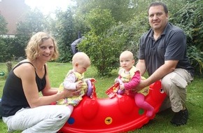 ZDF: "Schlaflos durchs erste Jahr" / ZDF-"37°"-Reportage begleitet zwei Paare mit Babys (FOTO)