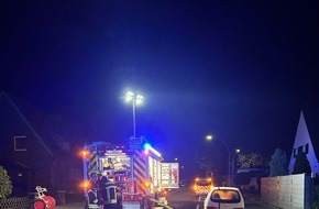 Feuerwehr Ahlen: FW-WAF: Gartenlaube in Vollbrand