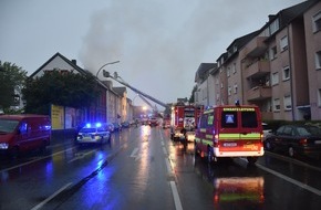Feuerwehr Dortmund: FW-DO: 29.08.2019 - FEUER IN LÜTGENDORTMUND
Dachstuhlbrand nach Blitzeinschlag