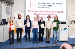 Bildung & Begabung gemeinnützige GmbH: Bundeswettbewerb Mathematik: Zwei Berliner Schüler als Bundessieger ausgezeichnet
