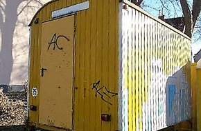 Polizeiinspektion Wilhelmshaven/Friesland: POL-WHV: Ermittlungserfolg für die Polizei - mutmaßliche Graffitisprayer gefasst