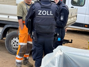 HZA-MS: Zoll pr&uuml;ft Baubranche im M&uuml;nsterland Bundesweiter Aktionstag / Hauptzollamt M&uuml;nster pr&uuml;ft Objekte in Bocholt, M&uuml;nster und Stadtlohn / Z&ouml;llner sto&szlig;en vor Ort auf 18 illegal besch&auml;ftigte Personen