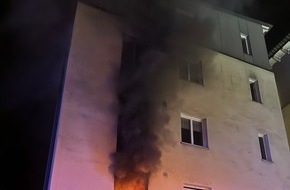 Feuerwehr Mettmann: FW Mettmann: Wohnungsbrand in einem Mehrfamilienhaus