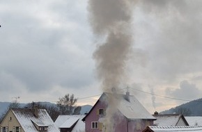 Freiwillige Feuerwehr Stockach: FW Stockach: M&uuml;lleimer-/Garagenbrand
