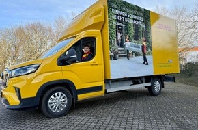 DHL Group: PM: DHL 2-Mann-Handling erweitert E-Flotte für letzte Meile / PR: DHL 2-Mann-Handling Expands Electric Fleet for Last Mile Delivery