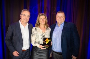 DYMO Deutschland: Intelligente Organisation im Trend - DYMO® LetraTag 200B gewinnt die prestigeträchtige Auszeichnung „BUSINESS PRODUCT OF THE YEAR“