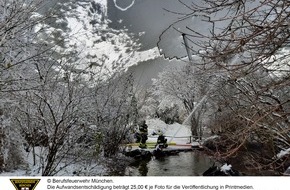 Feuerwehr München: FW-M: Vogelvoliere von Schnee befreit (Harlaching)