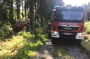 Feuerwehr Altenbeken: FW-PB: Unfall mit Forstmaschine - Forstarbeiter schwerverletzt