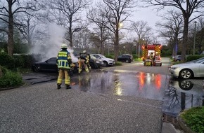 Feuerwehr Bremerhaven: FW Bremerhaven: PKW brennt auf Park and Ride Parkplatz