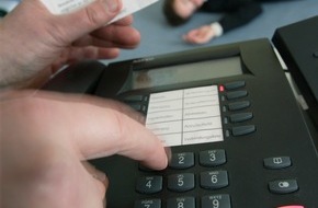Stiftung Deutsche Schlaganfall-Hilfe: Bundesweiter Tag gegen den Schlaganfall am 10. Mai / Jeder Schlaganfall ist ein Notfall - 112! (FOTO)