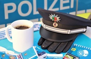 Kreispolizeibehörde Höxter: POL-HX: "Coffee with a cop" - Kaffee mit der Polizei in der Höxteraner Innenstadt