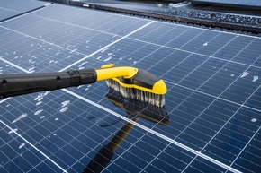 Pressemitteilung: Tipps für die Reinigung von Photovoltaikanlagen