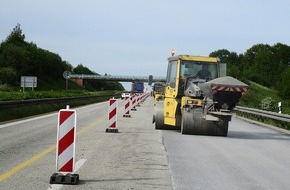 BG BAU Berufsgenossenschaft der Bauwirtschaft: Sicher durch die Baustelle: BG BAU ruft zu mehr Rücksicht im Straßenverkehr auf