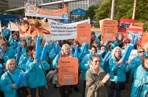 Deutscher Tierschutzbund e.V.: Demo vor dem Bundesrat: "Rettet die Tierheime!" (mit Bild)