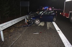 Polizeidirektion Kaiserslautern: POL-PDKL: A63/Kaiserslautern, Auffahrunfall mit vier Verletzten - Zeugen gesucht (FOTO)