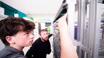 Comunicato Stampa: Dall’apprendistato al ruolo di dirigente - Griesser dimostra che la formazione professionale unisce le generazioni