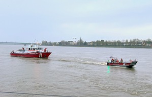 Feuerwehr und Rettungsdienst Bonn: FW-BN: Bonn, Wasserrettungseinsatz Rheinstrom