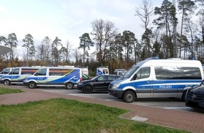 Polizeipräsidium Osthessen: POL-OH: Gefahrgutkontrollen an der Autobahn A 7 führen zu zahlreichen Beanstandungen
