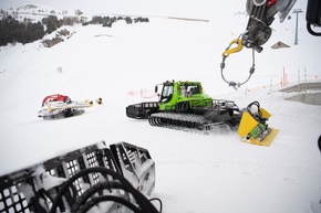 Medienmitteilung | Die SkiArena Andermatt-Sedrun weiht ihren ersten grünen Pistenbully mit Skifahrerin Aline Danioth ein