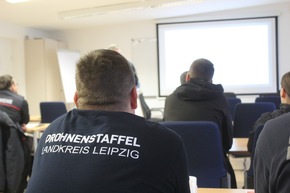 FW LK Leipzig: 1. Arbeitstreffen der Feuerwehrdrohnenstaffel des Landkreises Leipzig