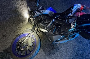 Polizei Rheinisch-Bergischer Kreis: POL-RBK: Rösrath - Zweiradfahrerin weicht Pkw aus und kollidiert mit Lkw