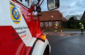 Feuerwehr Flotwedel: FW Flotwedel: Öllache ruft Feuerwehr Langlingen auf den Plan