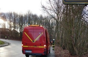Freiwillige Feuerwehr Breckerfeld: FW-EN: Ölspur zwischen L 528 und Dahlerbrücker Straße in Breckerfeld