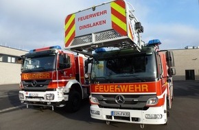 Feuerwehr Dinslaken: FW Dinslaken: Unkrautvernichtung mittels Gasflamme geht schief
