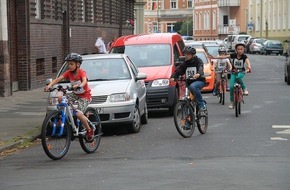 Polizeiinspektion Hameln-Pyrmont/Holzminden: POL-HM: Autofahrer aufgepasst: Vorankündigung - traditionelle Fahrradaktion "Sicher auf zwei Rädern" in Hameln