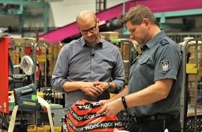 ZDF: Online-Kauf und Haftungsfrage: "ZDFzoom" über "Schnäppchenfrust" (FOTO)