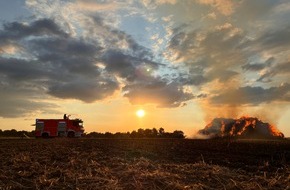 Feuerwehr M&uuml;lheim an der Ruhr: FW-MH: Fl&auml;chenbrand in Menden-Holthausen