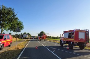 Freiwillige Feuerwehr Gangelt: FW Gangelt: Schwerer Verkehrsunfall auf K17 bei Vinteln