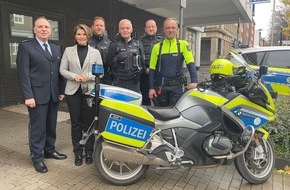 Polizei Hagen: POL-HA: Mathias Witte wird Leiter der Polizeisonderdienste (PSD) - Polizeipräsidentin Ursula Tomahogh stellt neue Einheit vor