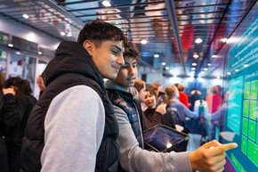 EWG Schwäbisch Hall: Digital-Truck auf dem Schulhof (15.-18.09.)