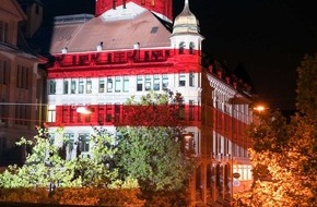 Coraya: Spektakuläre Kunstaktion von Gerry Hofstetter: Zürich - Stadt am Meer?