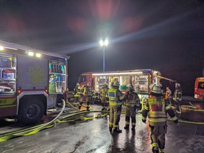 FW-EN: Wohnhausbrand in der Nacht