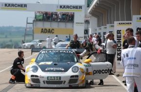 ADAC: Heißer Spätsommer: ADAC GT Masters startet am Nürburgring