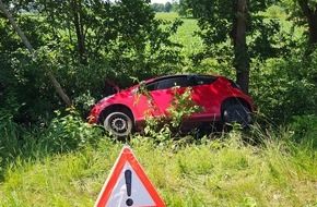 Freiwillige Feuerwehr Gemeinde Schiffdorf: FFW Schiffdorf: Verkehrsunf&auml;lle fordern Spadener Brandsch&uuml;tzer