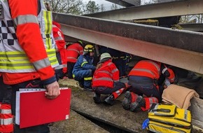 Feuerwehr Bad Säckingen: FW Bad Säckingen: Hilfsorganisationen üben Zusammenarbeit