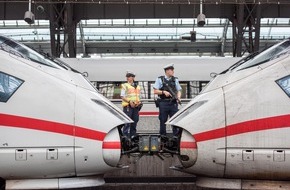 Bundespolizeidirektion Sankt Augustin: BPOL NRW: Jugendliche Gepäckdiebe im IC unterwegs- Festnahme durch Bundespolizei im Kölner Hauptbahnhof
