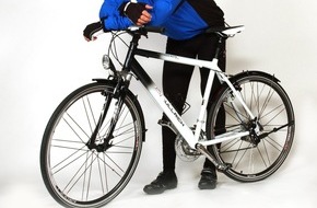 Tchibo GmbH: Tchibo präsentiert das Jan Ullrich Fitness Bike