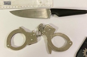 Bundespolizeidirektion Sankt Augustin: BPOL NRW: Mit Messer und Handschellen - Bundespolizisten stellen 19-Jährigen